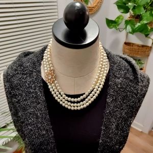 Pearl necklace